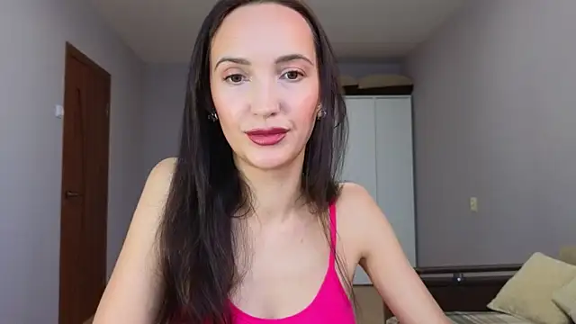 Lillian-Clark online show from 18, 12, 2025