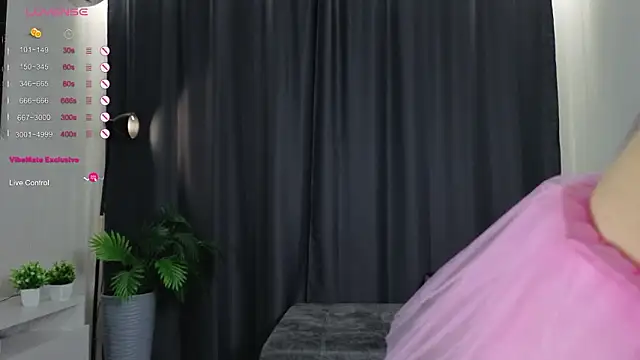 Snapshot of Jupiter_Boobs chatting on 13, 2, 2026 Jupiter Boobs online show from 13, 2, 2026