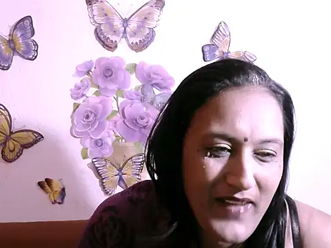 Indiansexyboobs18 online show from 18, 9, 2025