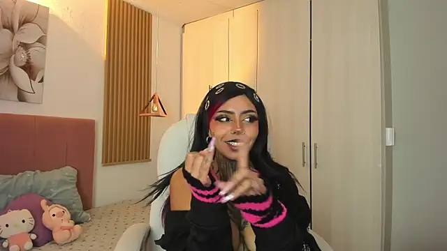 KoraRousee online show from 28, 10, 2025