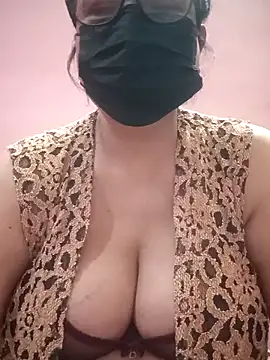 thehotlady online show from 17, 12, 2025