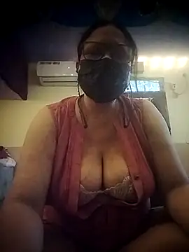 thehotlady online show from 20, 4, 2026