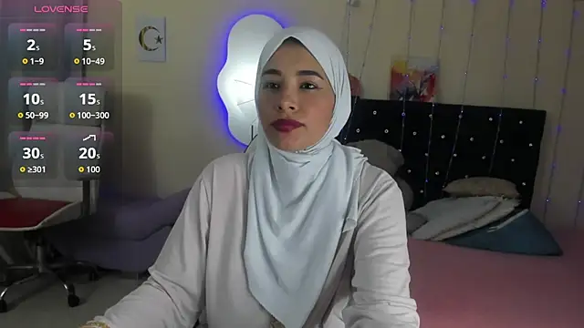 ShanaJamil online show from 13, 3, 2026