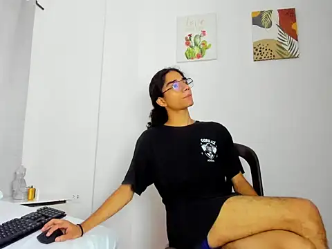 EthanBlackwoodd online show from 7, 10, 2025