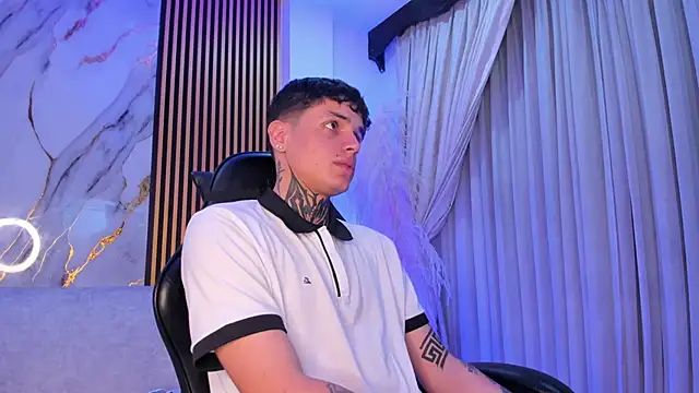 Declan-Fox online show from 23, 10, 2025