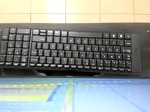 Snapshot of naty_lan11 chatting on 18, 10, 2025 naty lan11 online show from 18, 10, 2025