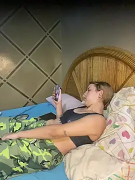 coupleyys online show from 14, 7, 2026