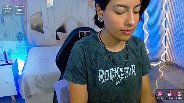 DAKOTA TAY1 online show from 24, 9, 2025