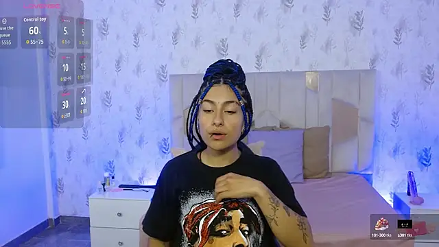 DAKOTA TAY1 online show from 4, 10, 2025