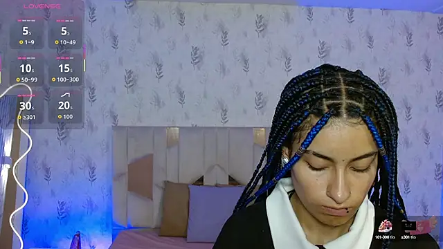 DAKOTA TAY1 online show from 7, 10, 2025