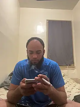 Snapshot of LeoPR00 chatting on 13, 9, 2025 LeoPR00 online show from 13, 9, 2025