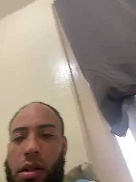 Snapshot of LeoPR00 chatting on 23, 9, 2025 LeoPR00 online show from 23, 9, 2025