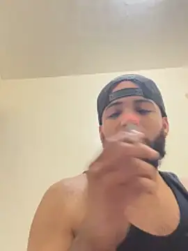 Snapshot of LeoPR00 chatting on 16, 10, 2025 LeoPR00 online show from 16, 10, 2025