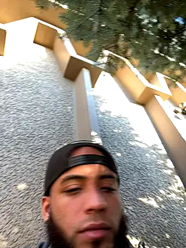 Snapshot of LeoPR00 chatting on 18, 10, 2025 LeoPR00 online show from 18, 10, 2025