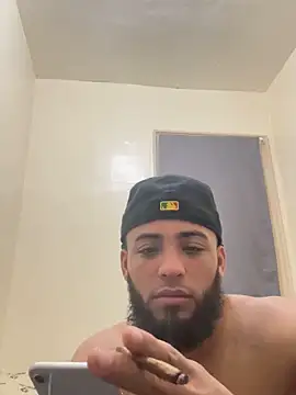 Snapshot of LeoPR00 chatting on 19, 11, 2025 LeoPR00 online show from 19, 11, 2025