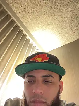 Snapshot of LeoPR00 chatting on 23, 11, 2025 LeoPR00 online show from 23, 11, 2025