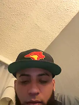 Snapshot of LeoPR00 chatting on 26, 11, 2025 LeoPR00 online show from 26, 11, 2025