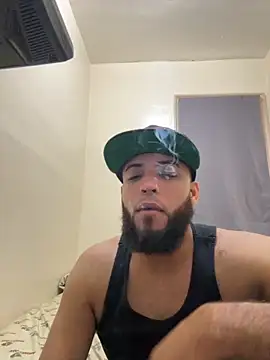 Snapshot of LeoPR00 chatting on 28, 11, 2025 LeoPR00 online show from 28, 11, 2025