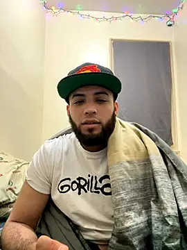 Snapshot of LeoPR00 chatting on 7, 1, 2026 LeoPR00 online show from 7, 1, 2026