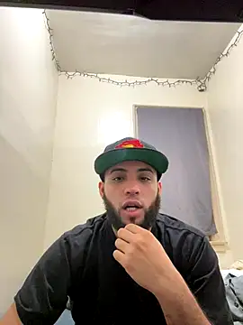 Snapshot of LeoPR00 chatting on 8, 1, 2026 LeoPR00 online show from 8, 1, 2026