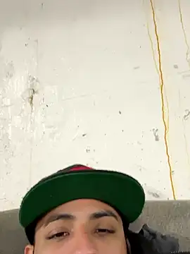 Snapshot of LeoPR00 chatting on 10, 1, 2026 LeoPR00 online show from 10, 1, 2026