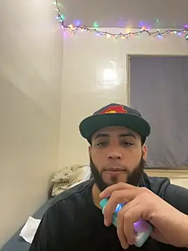 Snapshot of LeoPR00 chatting on 11, 1, 2026 LeoPR00 online show from 11, 1, 2026