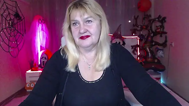 EmmaEllison online show from 5, 11, 2025