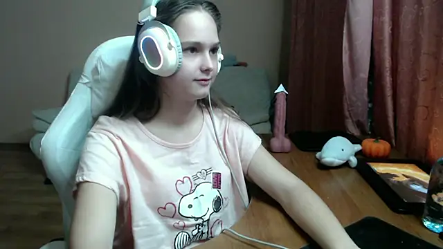 Snapshot of SharybbFace chatting on 10, 10, 2025 SharybbFace online show from 10, 10, 2025