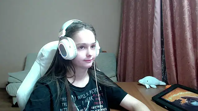 Snapshot of SharybbFace chatting on 14, 10, 2025 SharybbFace online show from 14, 10, 2025