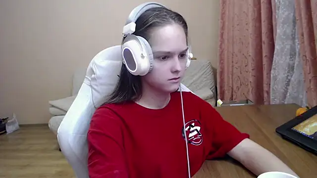 Snapshot of SharybbFace chatting on 18, 10, 2025 SharybbFace online show from 18, 10, 2025
