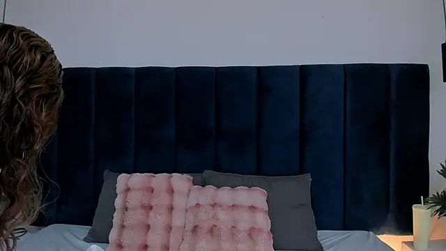 LiilyAdams online show from 18, 3, 2026