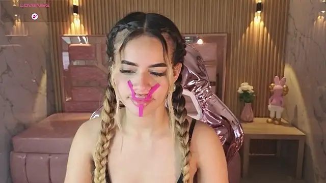 lilith4 s online show from 7, 4, 2026