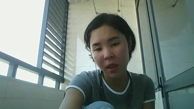 JennyCarpenter online show from 10, 10, 2025