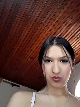 AggathaSanders  online show from 18, 9, 2025