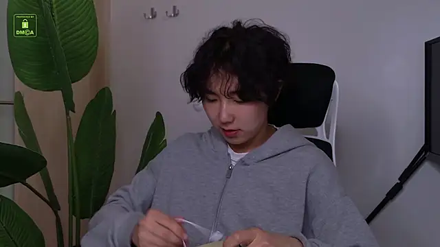 Snapshot of HeejinWang chatting on 24, 7, 2026 HeejinWang online show from 24, 7, 2026