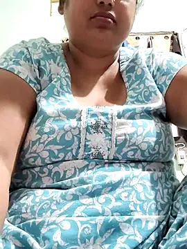 Snapshot of Mmm143 chatting on 10, 7, 2026 Mmm143 online show from 10, 7, 2026