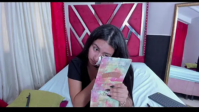 Luna021 1 online show from 3, 10, 2025