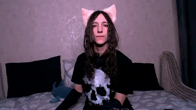 Snapshot of SilverMuse_ chatting on 28, 11, 2025 SilverMuse online show from 28, 11, 2025