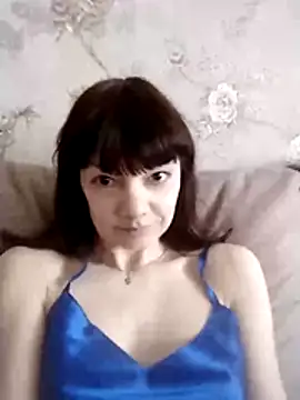 AliceSwan1122 online show from 12, 3, 2026