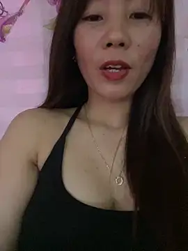 Moon pusy online show from 2, 6, 2026