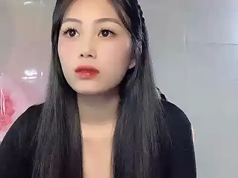 Lyly4757 online show from 11, 11, 2025