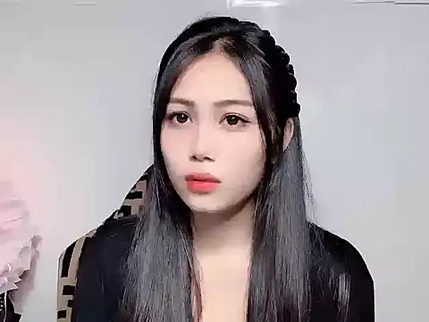 Lyly4757 online show from 12, 1, 2026