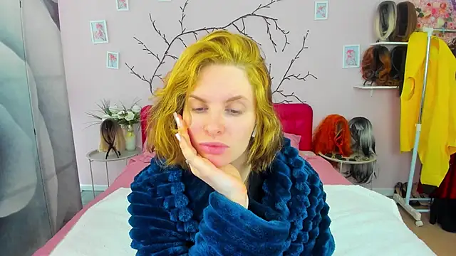 SabrinaRayX online show from 9, 2, 2026