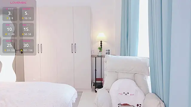 schoolgirl-nurse online show from 14, 12, 2025