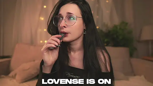 DarcyAspacio online show from 5, 2, 2026