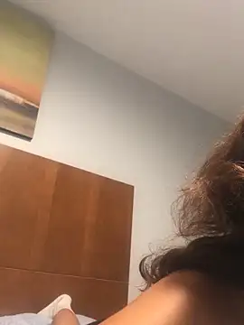 juiicy001 online show from 9, 11, 2025