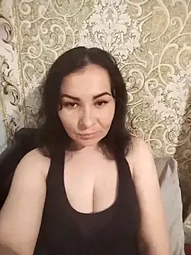 Mia24Blove online show from 4, 5, 2026