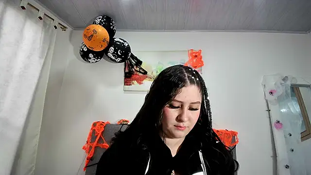 Snapshot of Luna_sweet55 chatting on 16, 10, 2025 Luna sweet55 online show from 16, 10, 2025