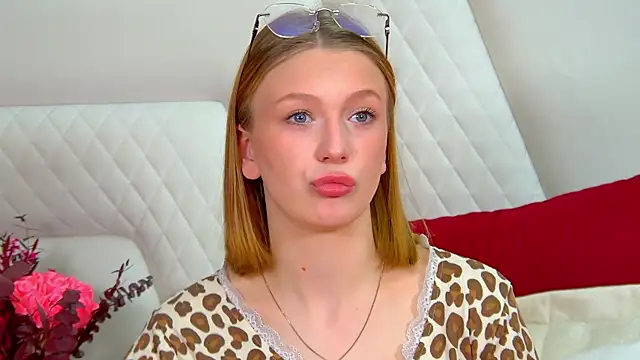 BeatriceBinoche online show from 11, 4, 2026