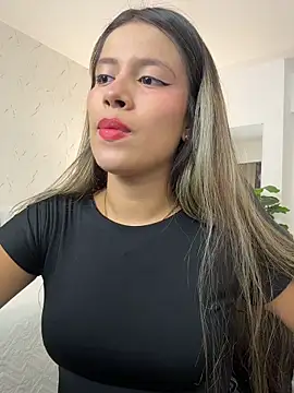 EMILIIA RICHTER   online show from 12, 6, 2026